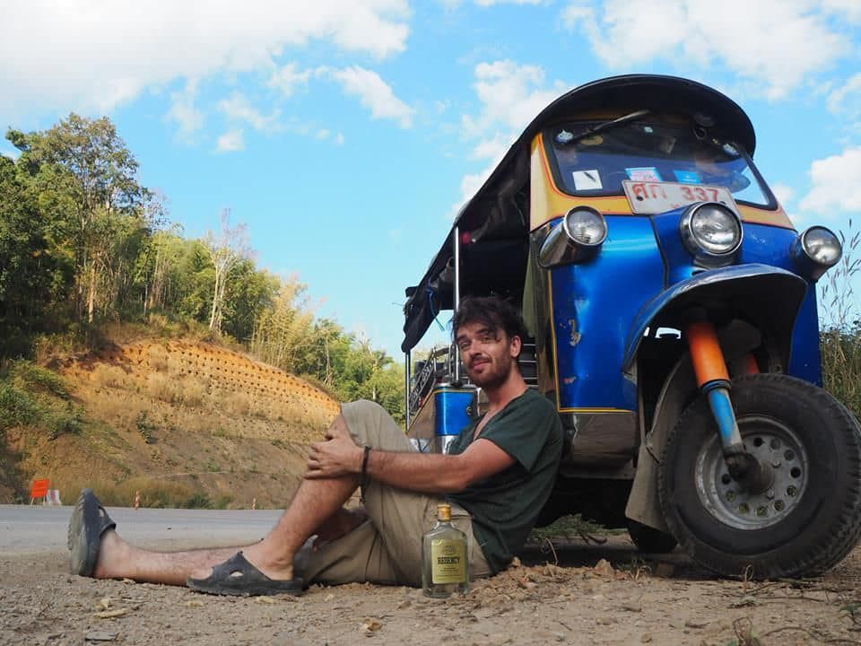 tomik-na-cestach-tuktuk-01