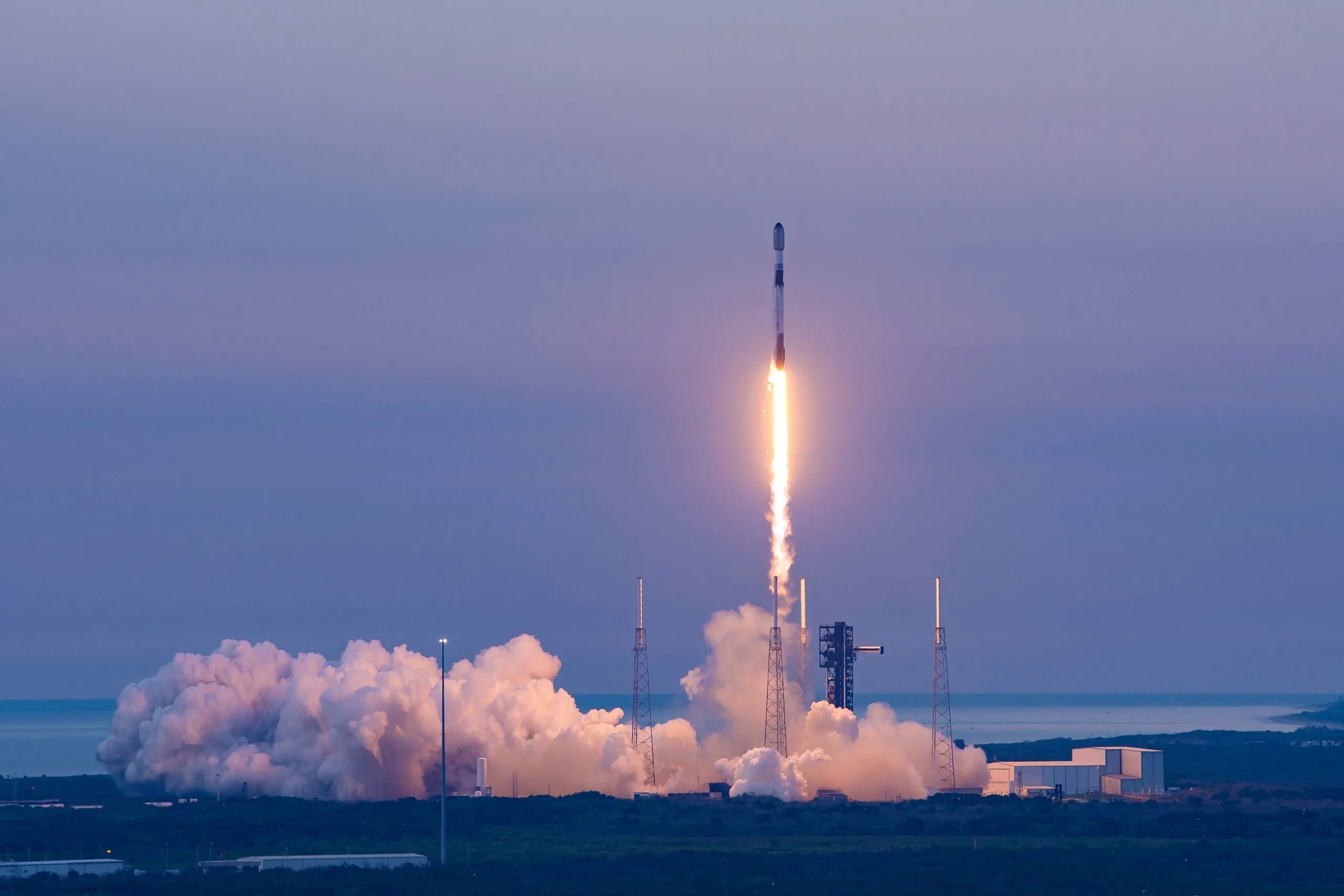 novinex-elon-musk-nejbohatsi-clovek-sveta-spacex-01